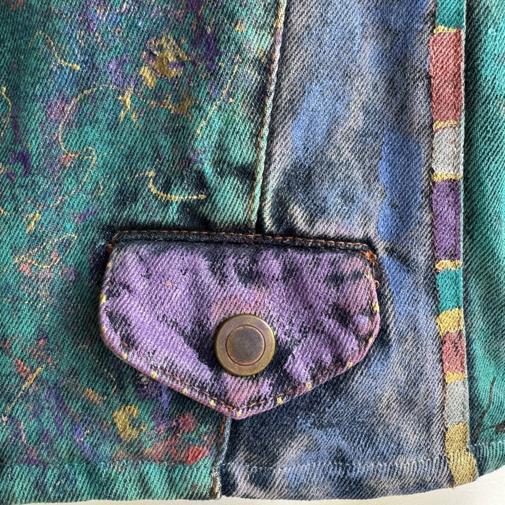 Vintage 1980s Hand Painted Denim Purple & Teal Women's Crop Jean Jacket - Picture 6 of 17